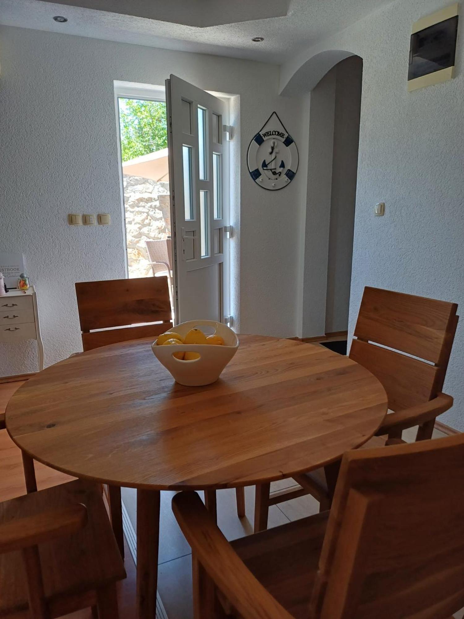 Ferienwohnung Ambiente Jasenice  Exterior foto